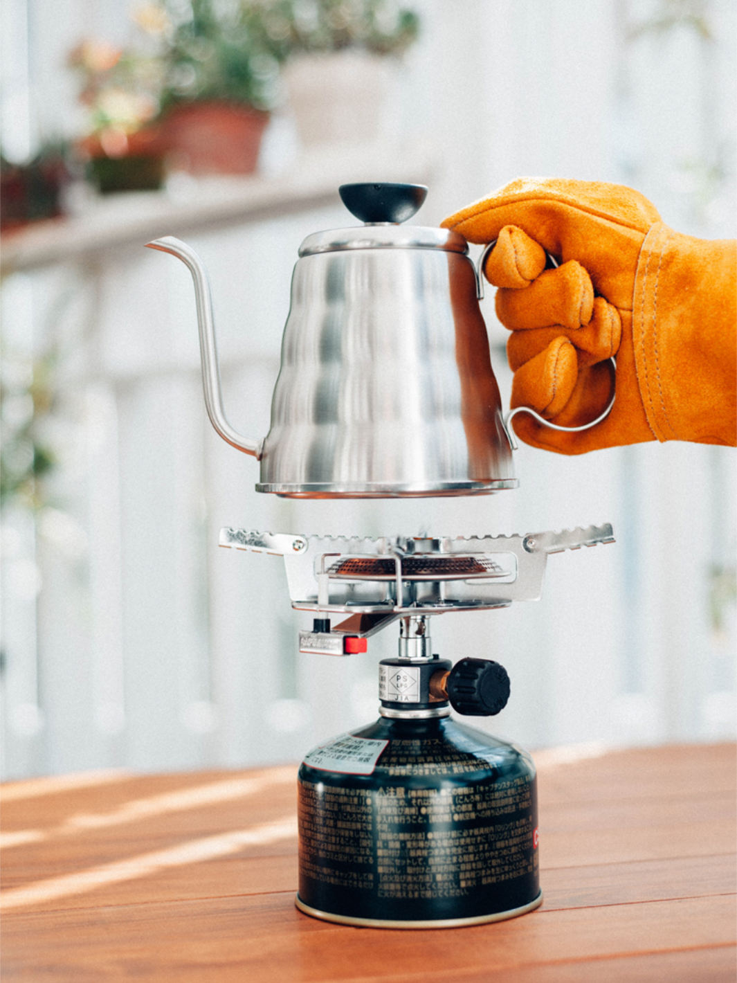 HARIO Buono Drip Kettle (700ml/24oz)